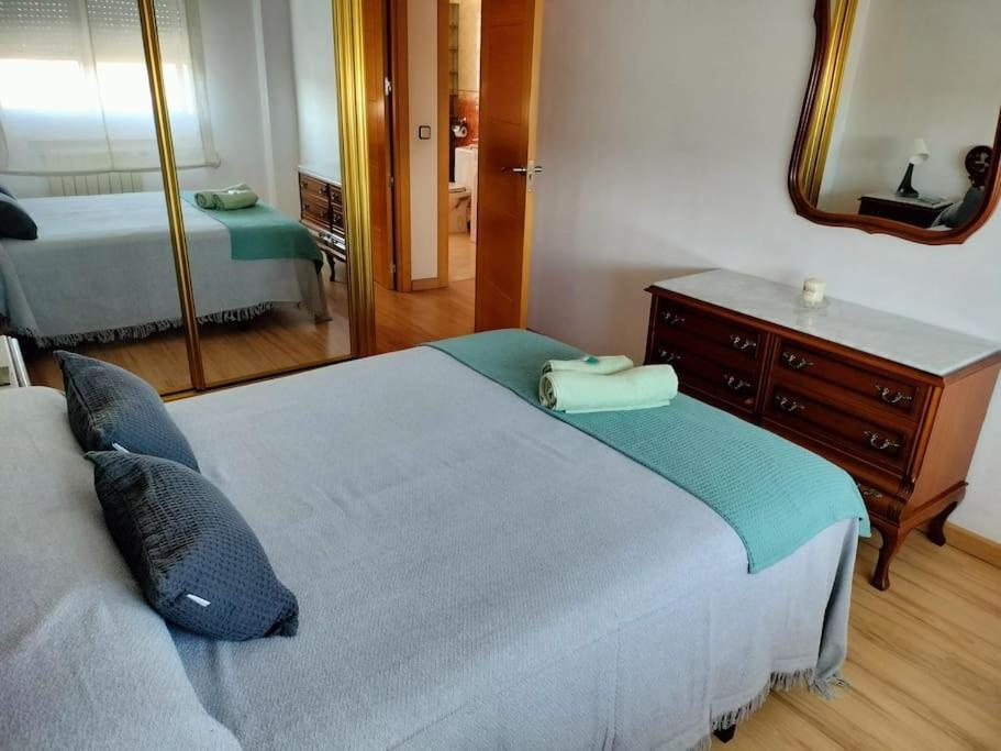 Apartamento Deluxe El Camino 阿尔卡拉德荷那利斯 外观 照片